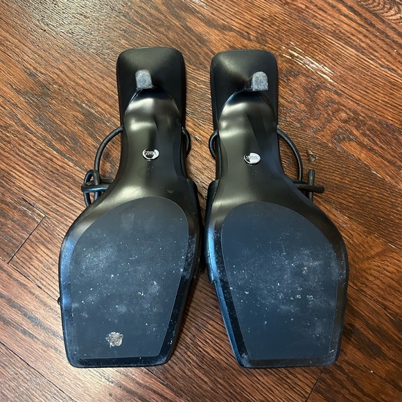 Strappy ZARA sandal heels - Picture 2 of 4